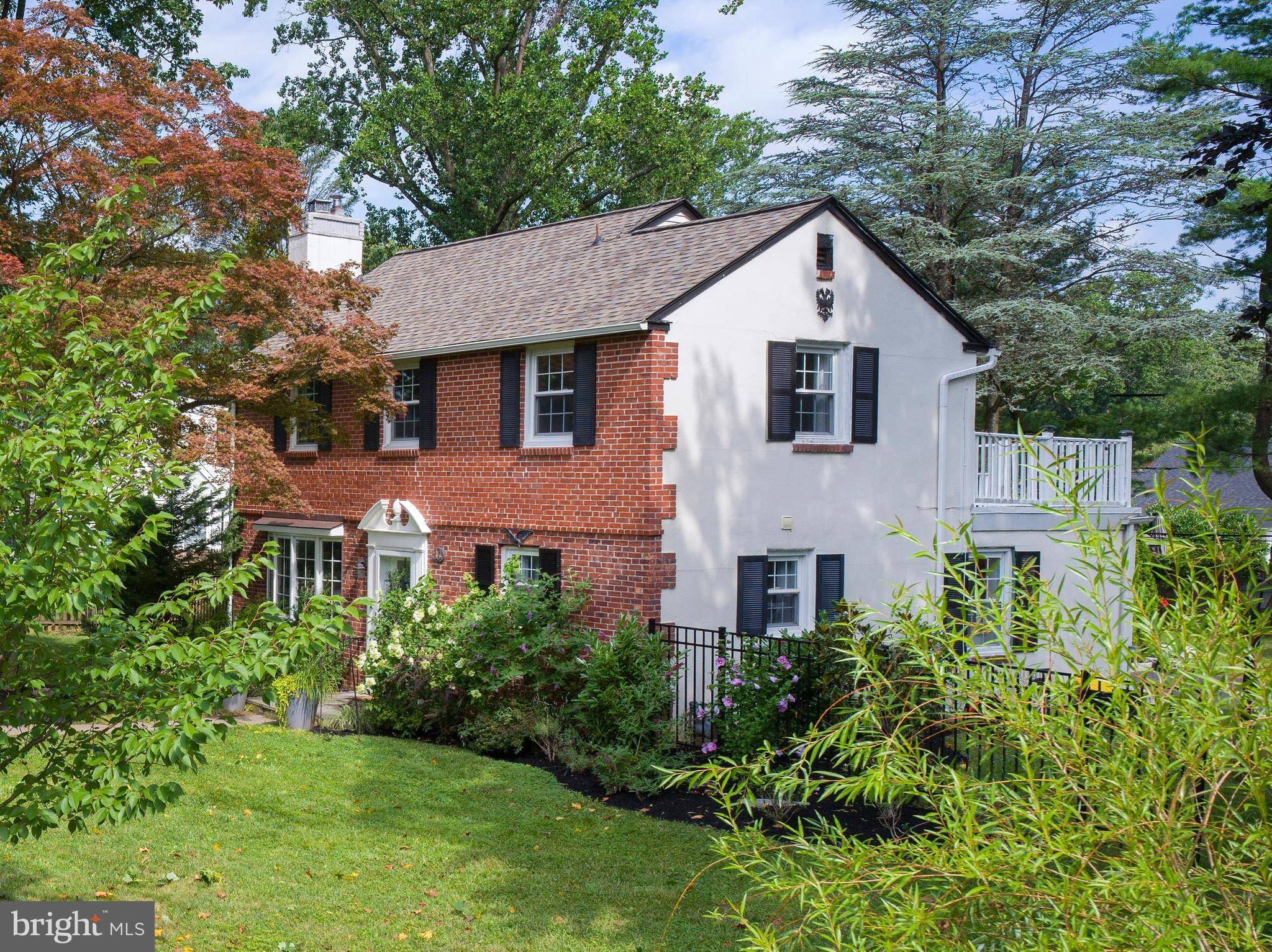Wayne, PA 19087,499 WOODCREST RD