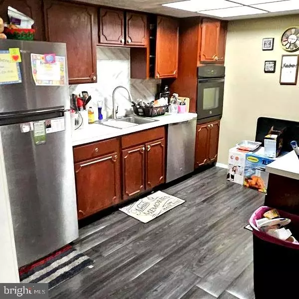 Willingboro, NJ 08046,7 RIVERVIEW PL