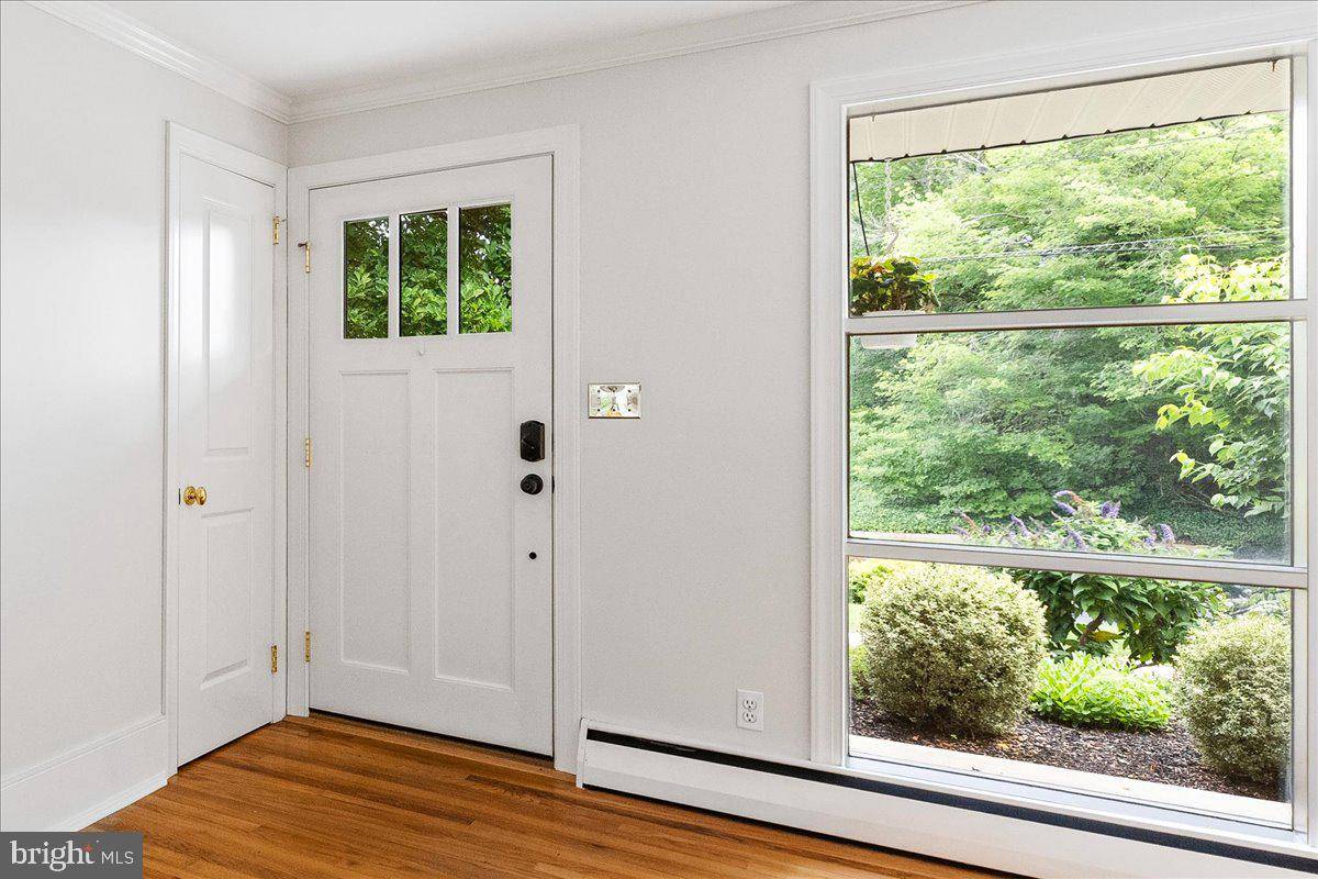 Princeton Junction, NJ 08550,16 WINDSOR DR