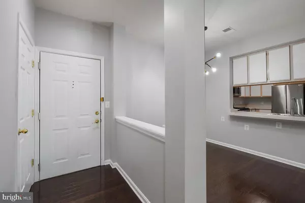 Rockville, MD 20850,101 WATKINS POND BLVD #4-201