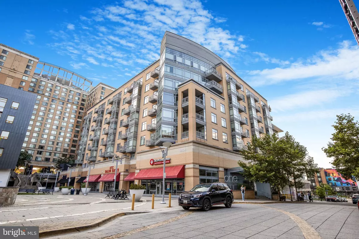 Hyattsville, MD 20782,6506 AMERICA BLVD #213