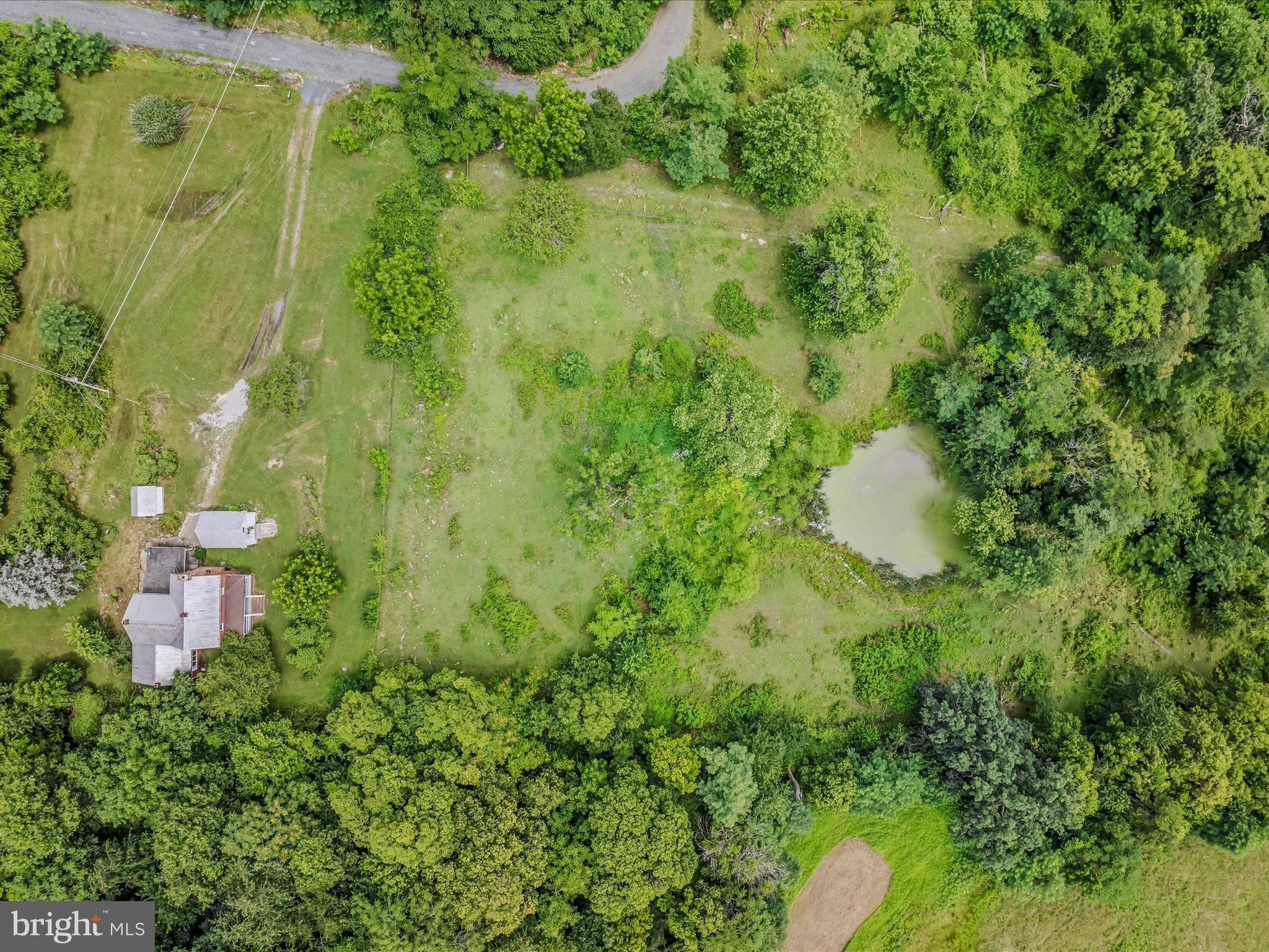 Martinsburg, WV 25403,2301 POOR HOUSE RD