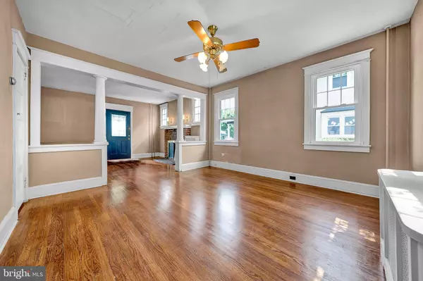 Jenkintown, PA 19046,302 RODMAN AVE
