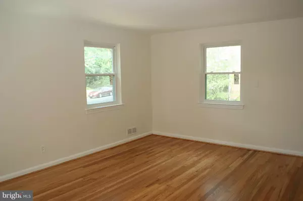 Arlington, VA 22203,305 N EMERSON ST