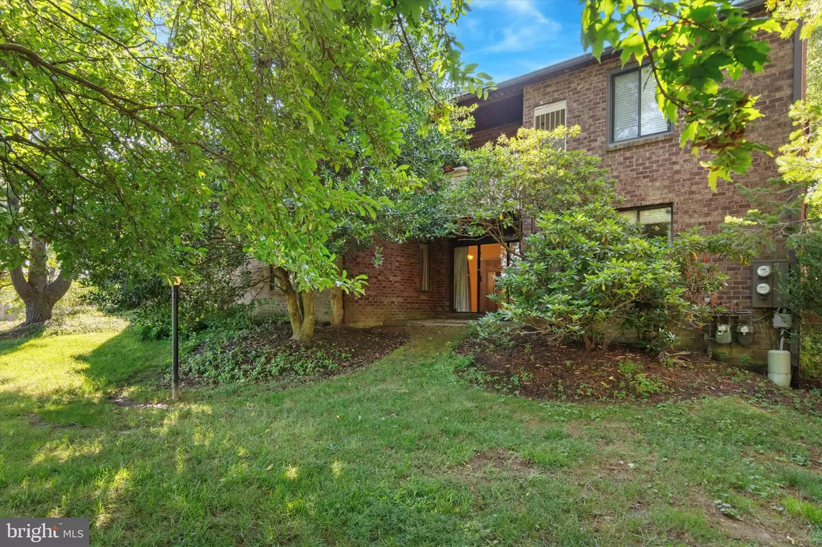 Chesterbrook, PA 19087,204 MOUNTAINVIEW DR #204