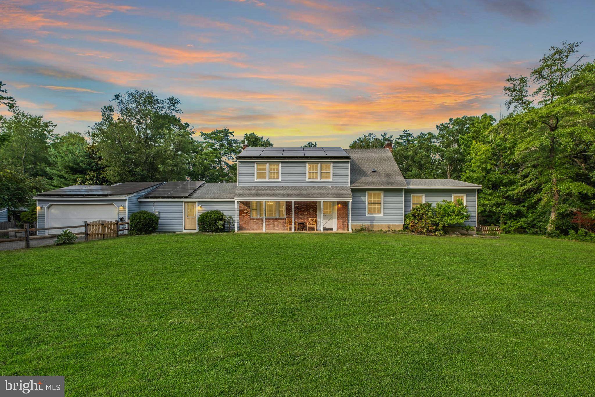 2 HOLLY DR, Medford, NJ 08055