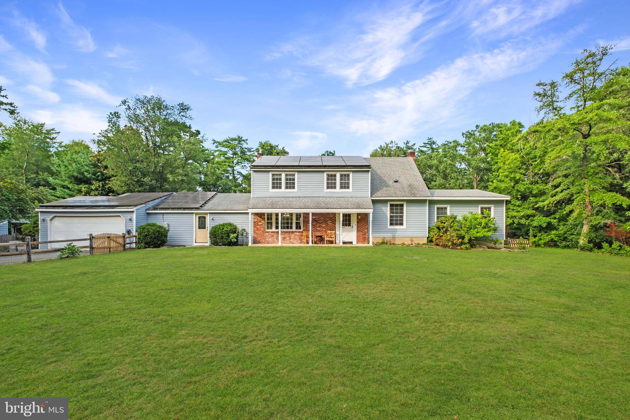 Medford, NJ 08055,2 HOLLY DR