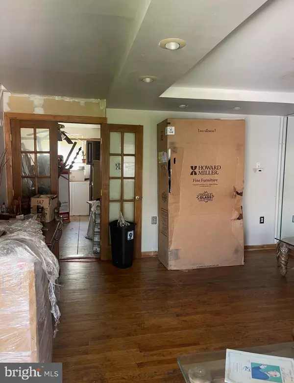 Philadelphia, PA 19153,2432 S ULENA ST