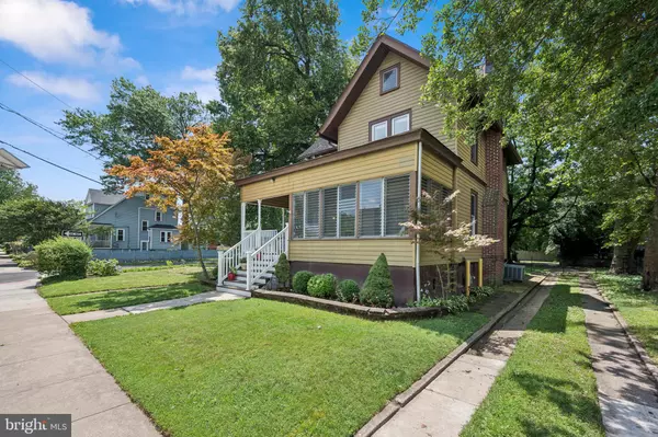 Collingswood, NJ 08108,830 LINWOOD AVE