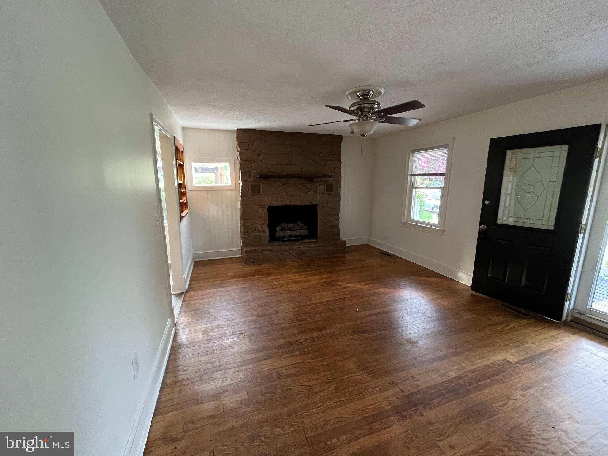 Orange, VA 22960,220 S BLUE RIDGE DR