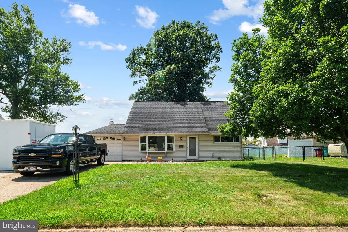 Levittown, PA 19057,29 CLIFF RD