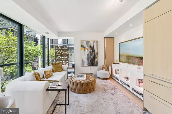 Washington, DC 20001,925 H ST NW #516