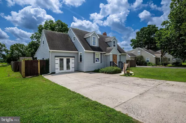 Hebron, MD 21830,604 N MAIN ST