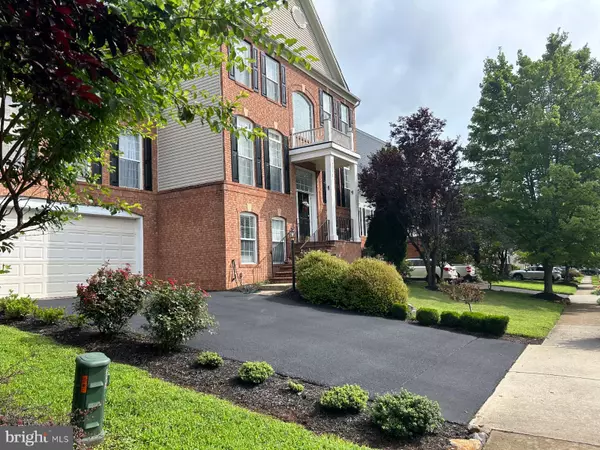 Gainesville, VA 20155,12072 PAPER BIRCH LN