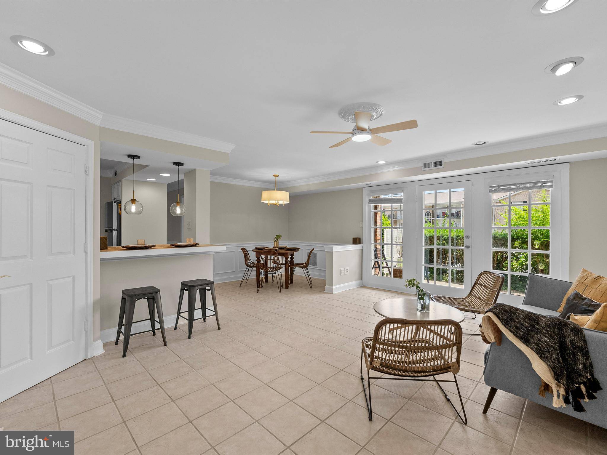 Woodbridge, VA 22192,12707 GORDON BLVD #44