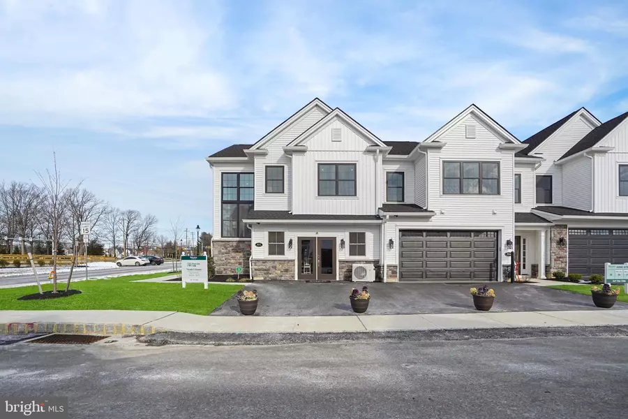 500 FULLERTON FARM CT LOT 28, Warrington, PA 18976