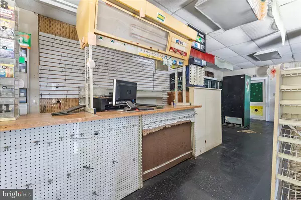 Trenton, NJ 08610,1291 S BROAD ST