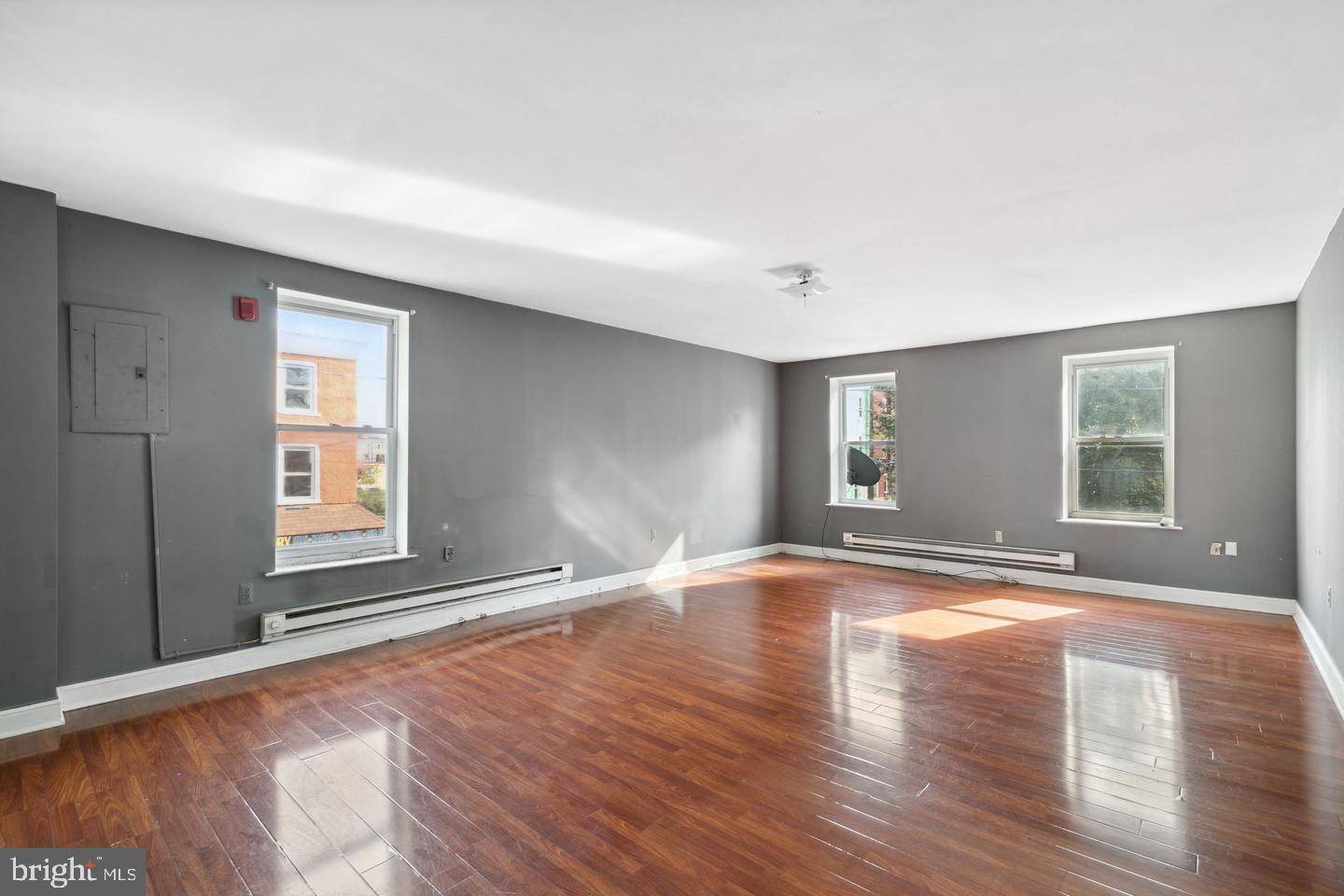 301 W YORK ST, Philadelphia, PA 19133
