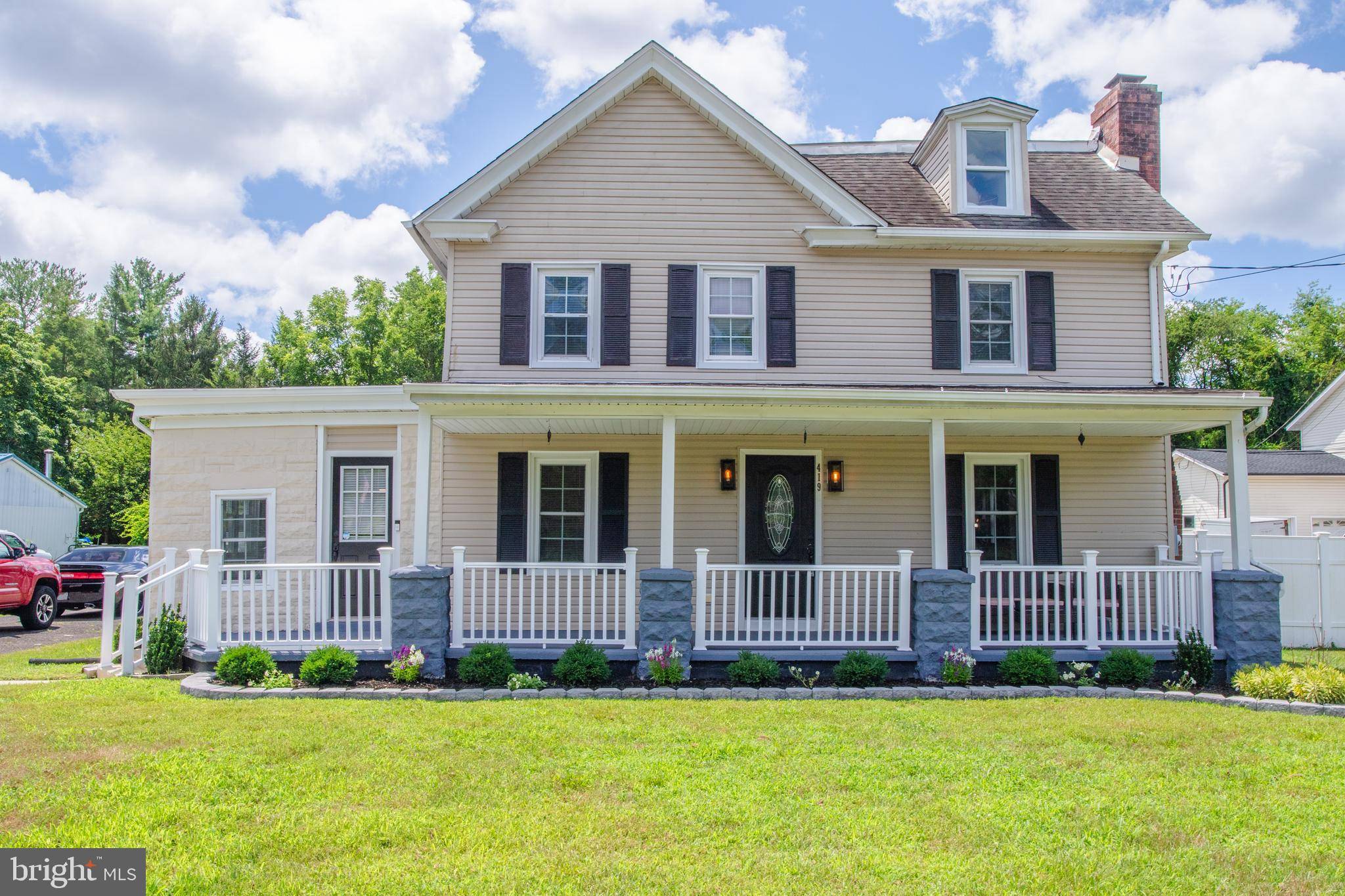 Williamstown, NJ 08094,419 RADIX RD
