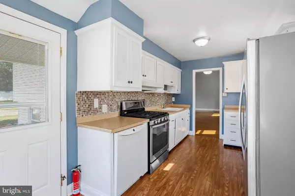 Delran, NJ 08075,809 COLBY AVE