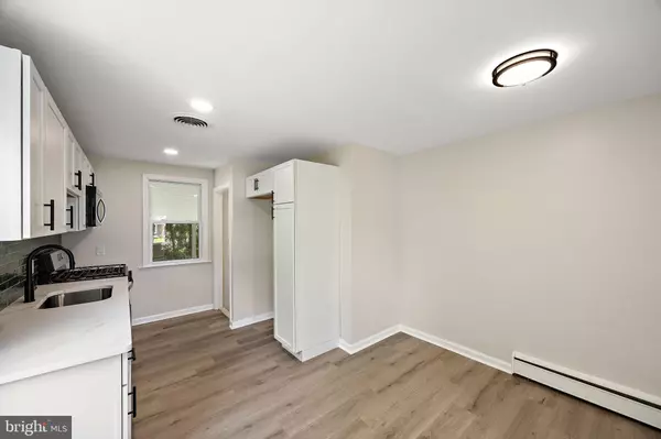 Broomall, PA 19008,63 DELIA DR