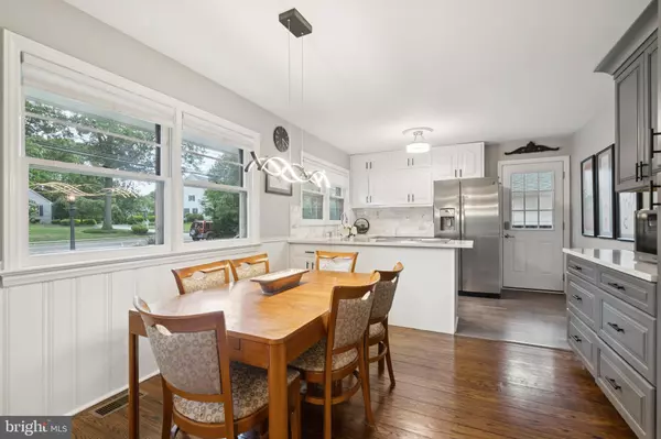 Moorestown, NJ 08057,408 N STANWICK RD