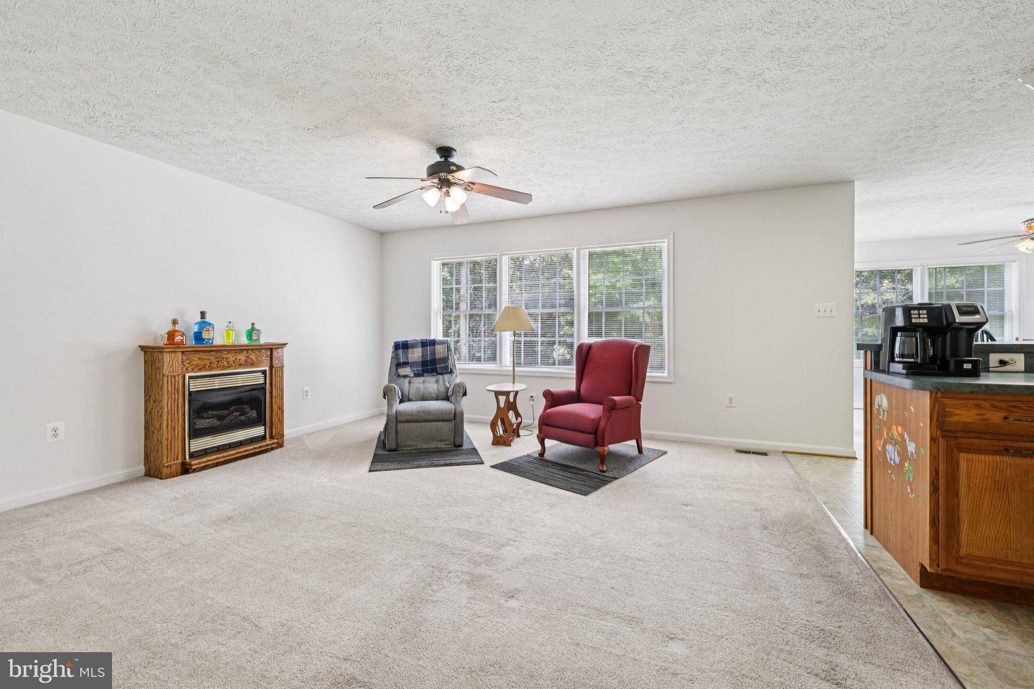 Waldorf, MD 20601,14350 WOODVILLE RD