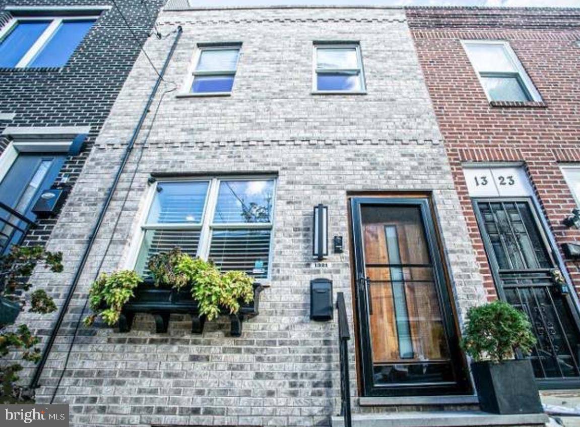 1321 S OPAL ST, Philadelphia, PA 19146