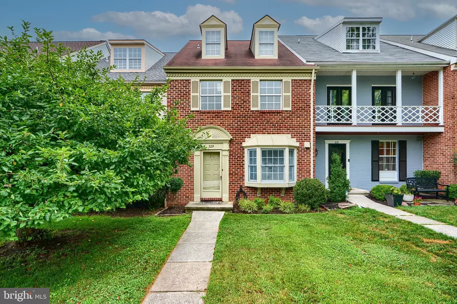 229 CASTLETOWN RD, Lutherville Timonium, MD 21093