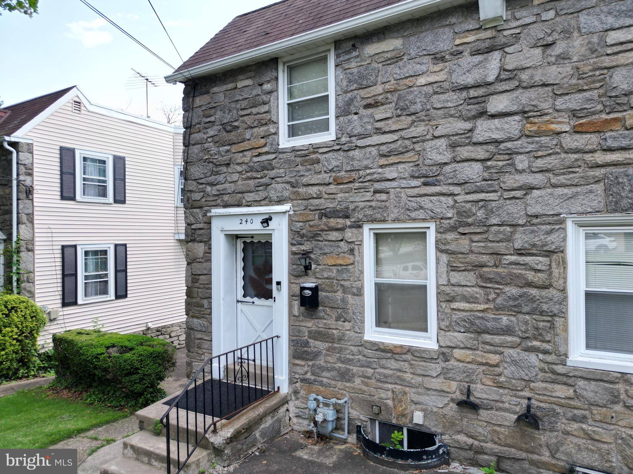 Sharon Hill, PA 19079,240 GARVIN BLVD