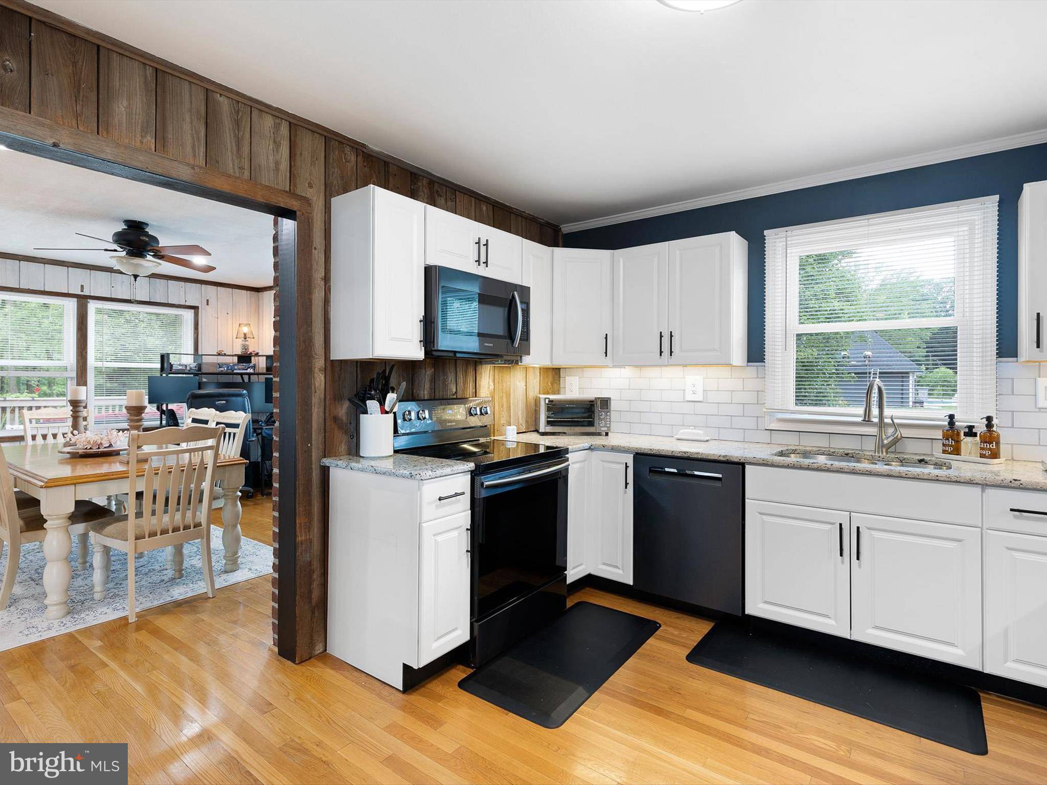 Bear, DE 19701,103 SMITH LN