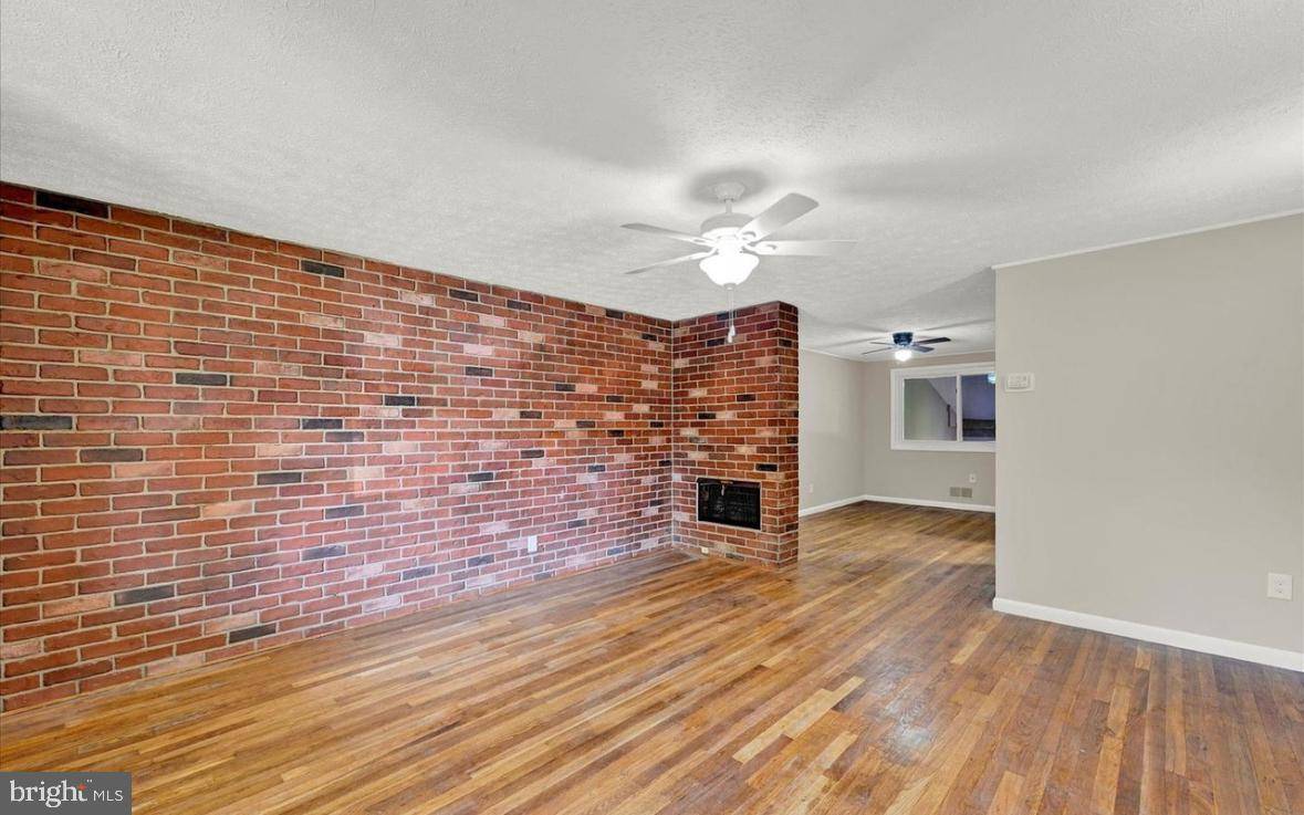 Essex, MD 21221,1016 FOXCROFT LN