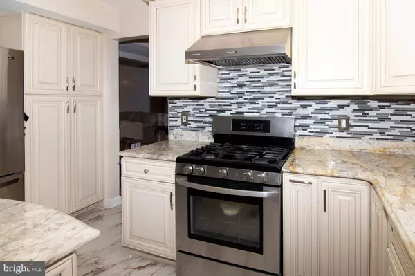 Sicklerville, NJ 08081,50 E MEADOWBROOK CIR