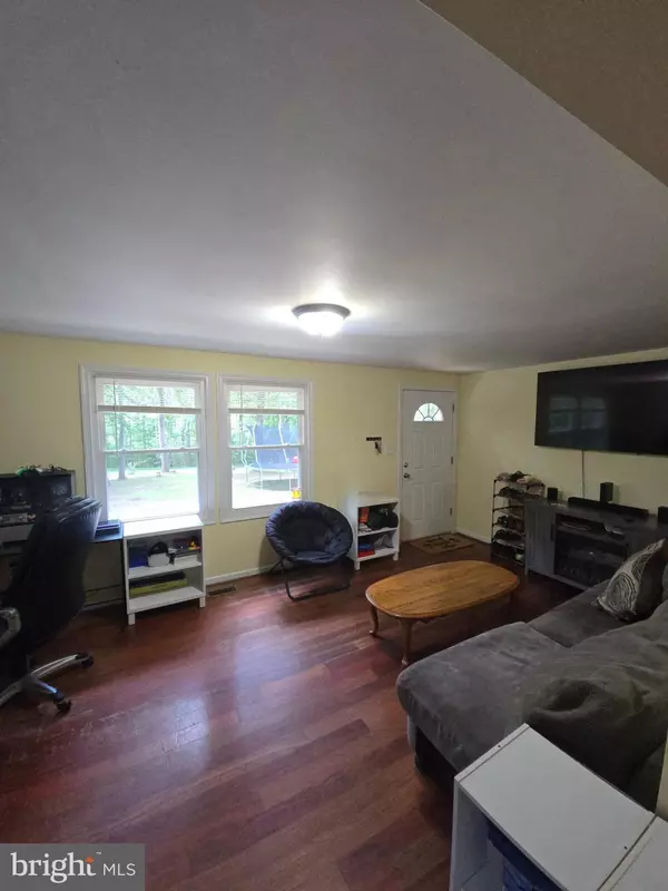 Fredericksburg, VA 22406,785 HOLLY CORNER RD