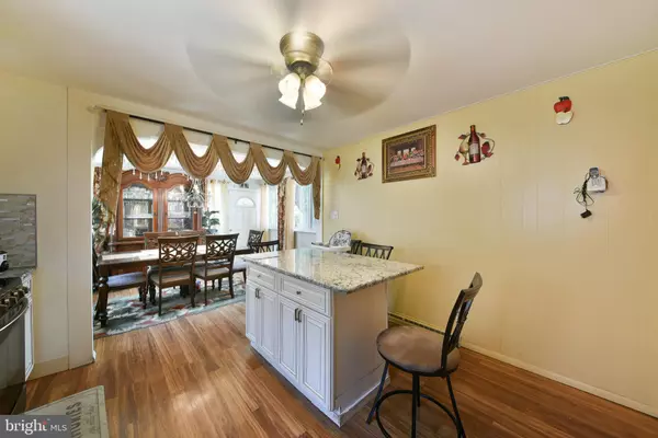 Hamilton, NJ 08610,323 HUTCHINSON ST