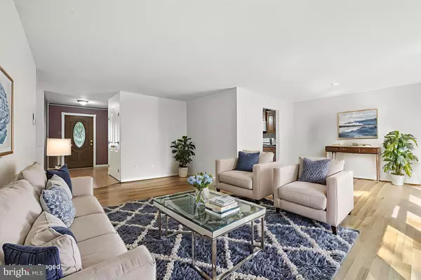 Woodbridge, VA 22192,12006 SKIPJACK CT