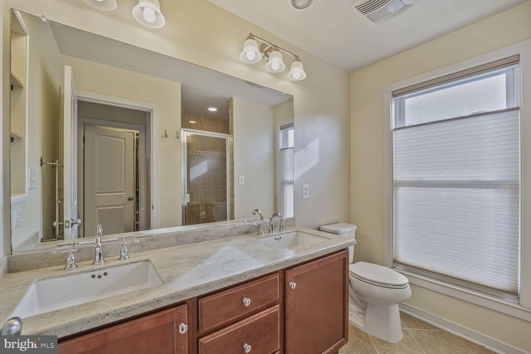 Washington, DC 20017,586 REGENT PL NE