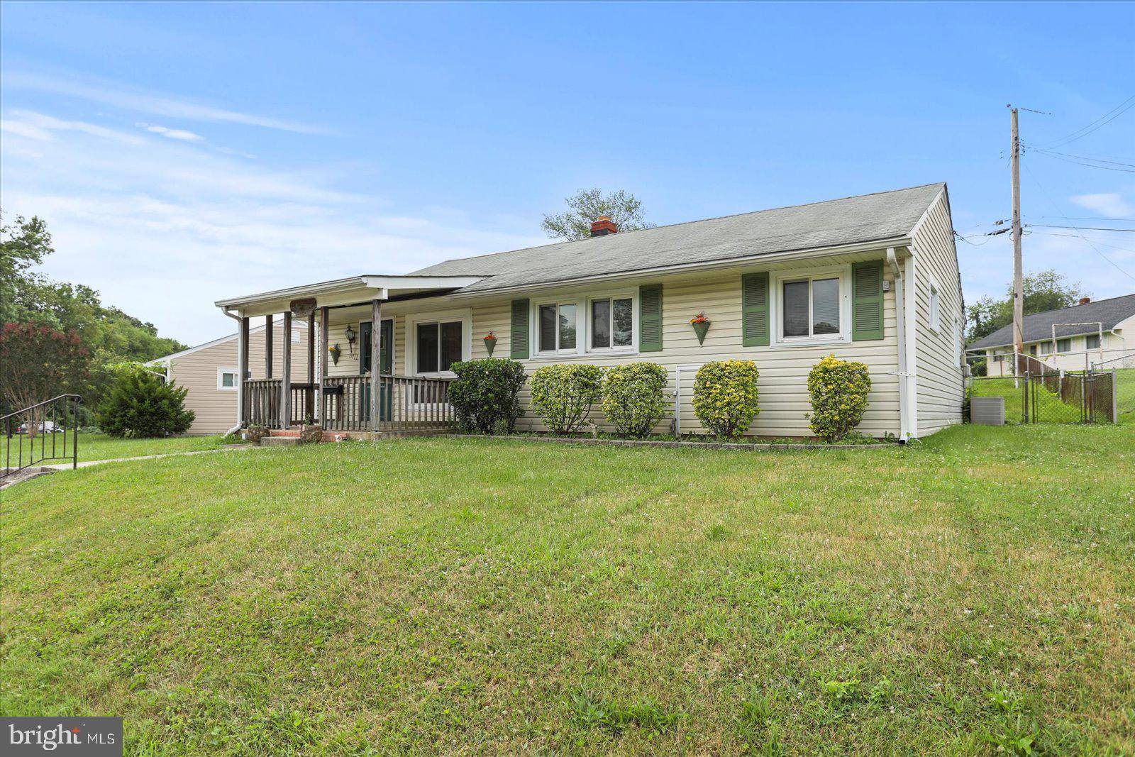 2012 LONGVIEW AVE, Baltimore, MD 21237