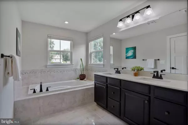Warrenton, VA 20187,7483 LAKE WILLOW CT