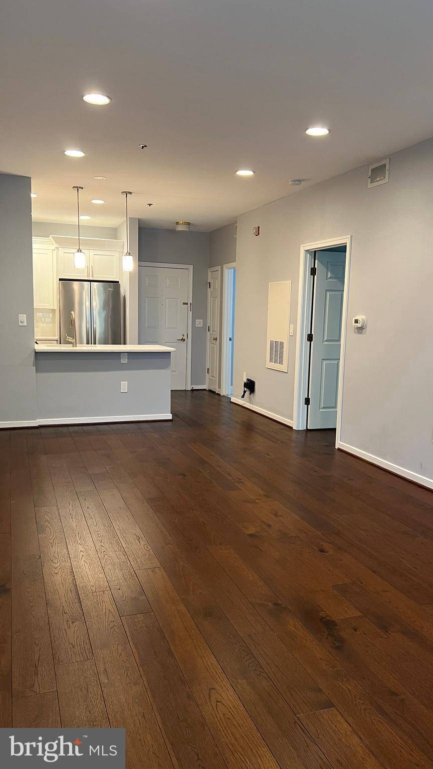 Mclean, VA 22102,1645 INTERNATIONAL DR #118