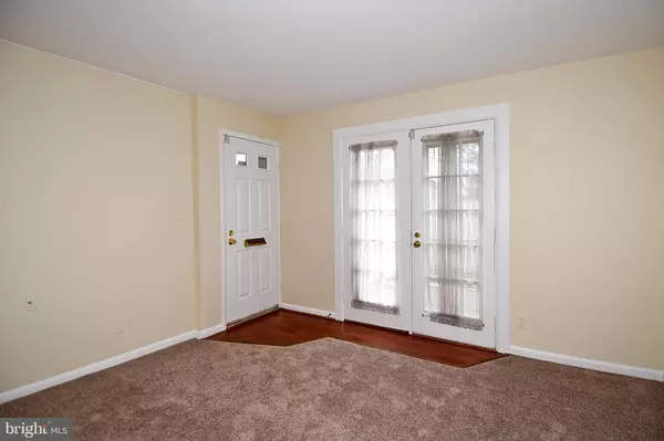 Arlington, VA 22206,4655-A 28TH RD S #A