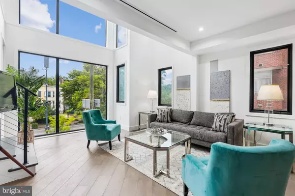 Washington, DC 20002,304 K ST NE #2PH