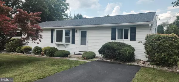 Pennsylvania Furnace, PA 16865,605 KANSA AVE