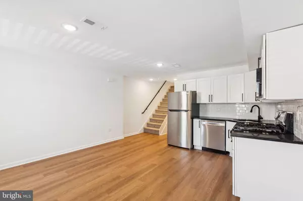 Philadelphia, PA 19122,434 W NORRIS ST #2