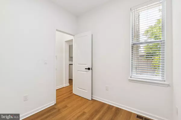 Philadelphia, PA 19122,434 W NORRIS ST #1