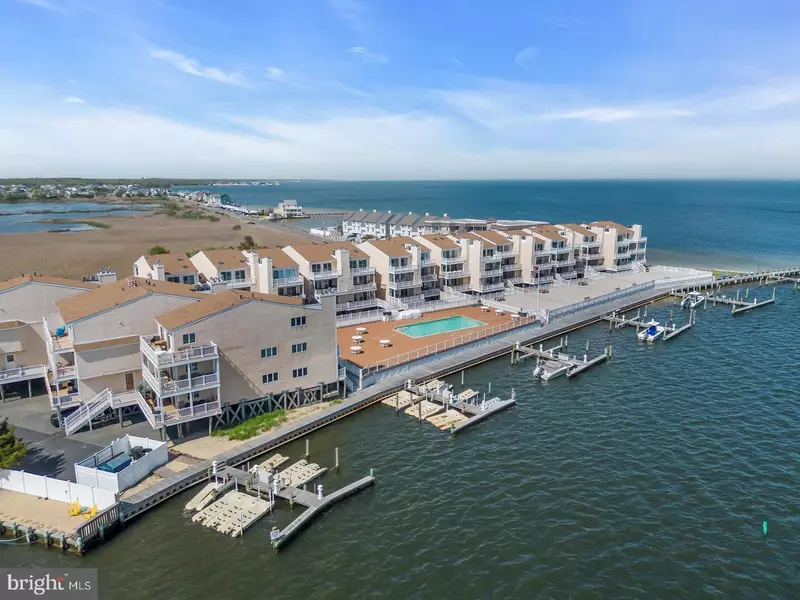 401 BAY SHORE DR #7A, Barnegat, NJ 08005