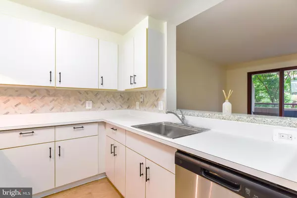 Washington, DC 20037,2301 N ST NW #312