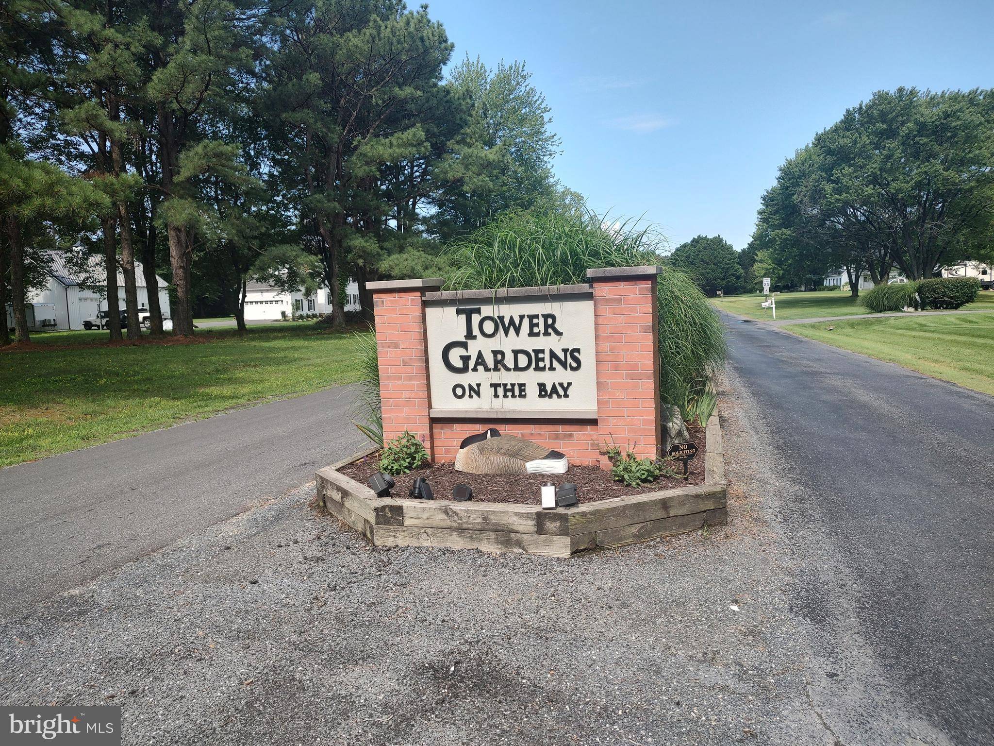 114 N LAKE DR, Stevensville, MD 21666