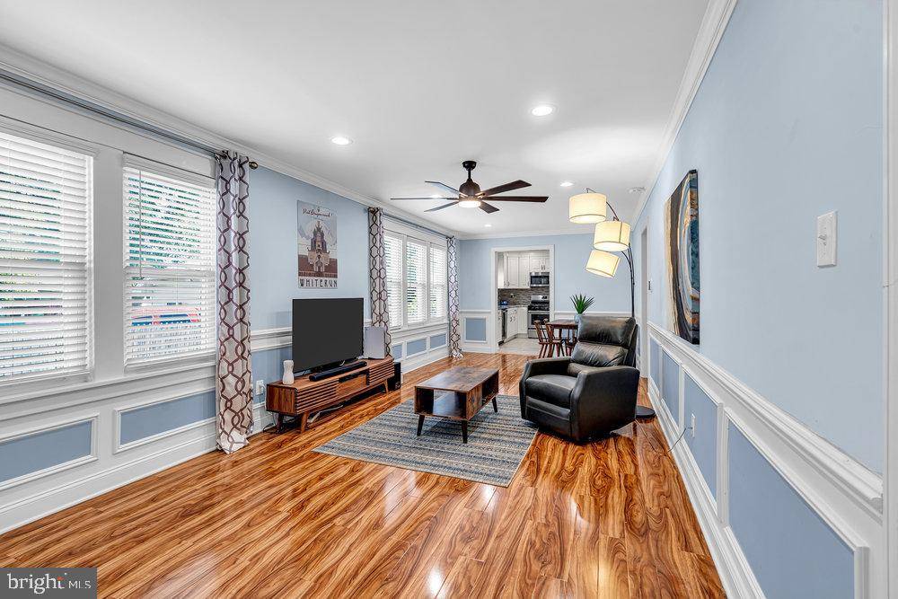 Beverly, NJ 08010,414 BENTLEY AVE