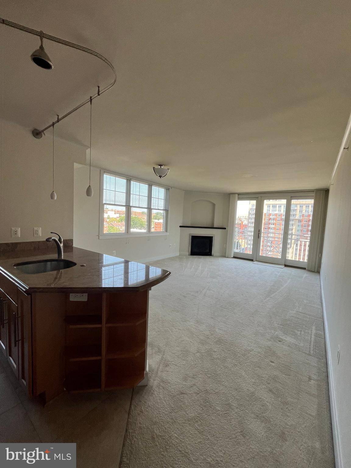 Arlington, VA 22209,1325 N PIERCE ST #501